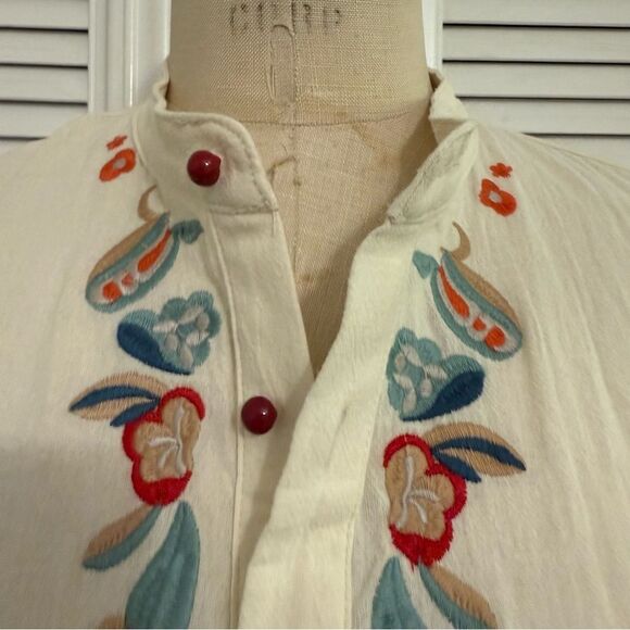 Manly/Unisex Casual Cream and Red Embroidered Button Down Shirt - Picture 3 of 13